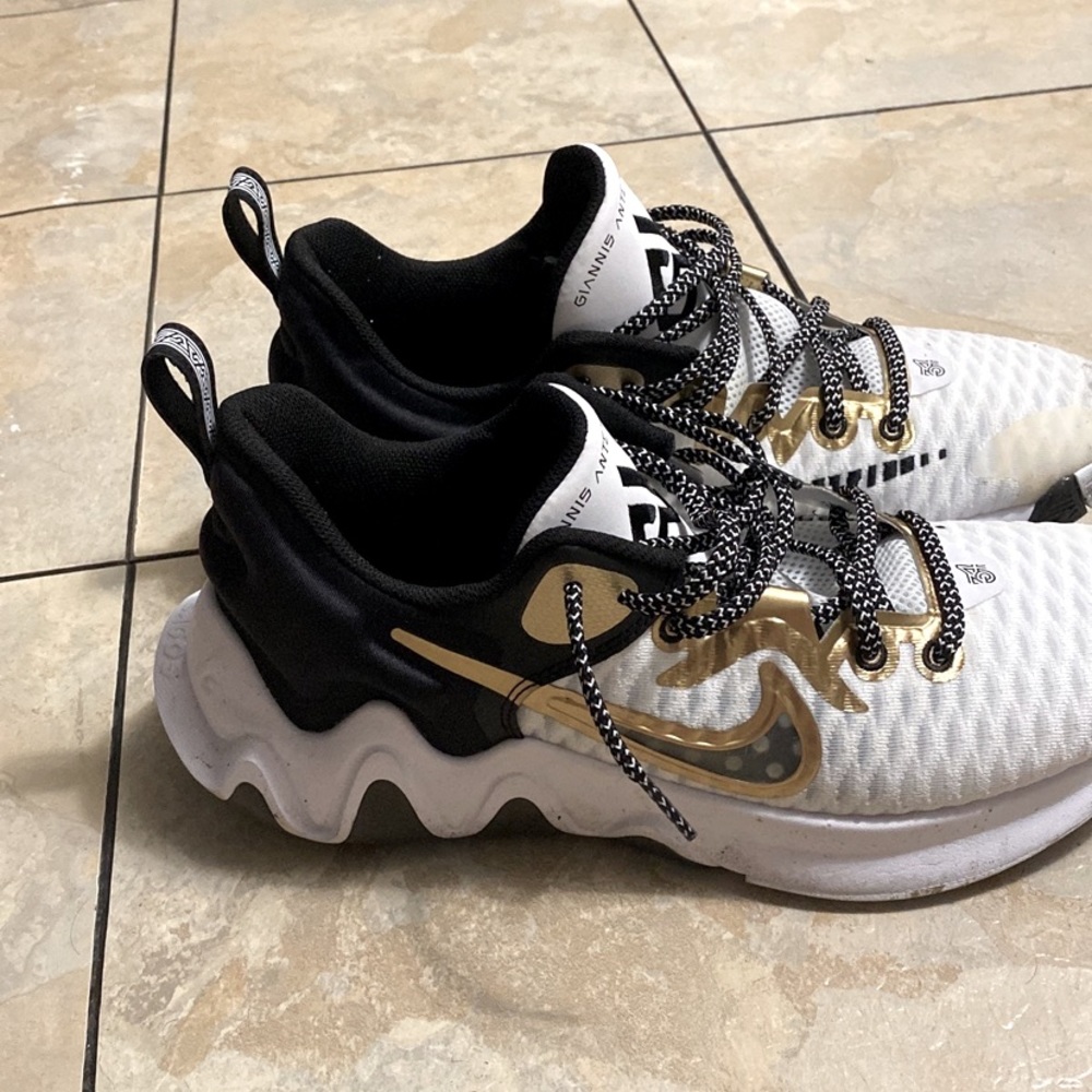 Nike Mens Athletic Shoes